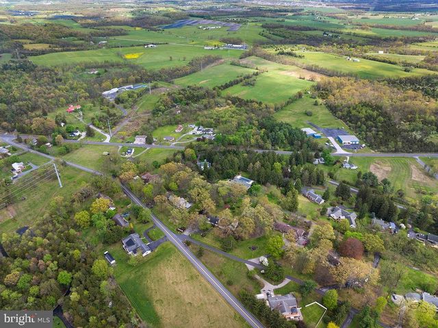 30 LONGVIEW DR, Gettysburg, PA 17325