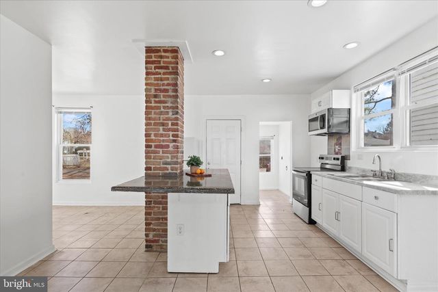 302 HAZEL AVE, Salisbury, MD 21801