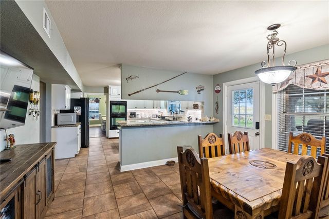 3742 W Barber, Robstown, TX 78380