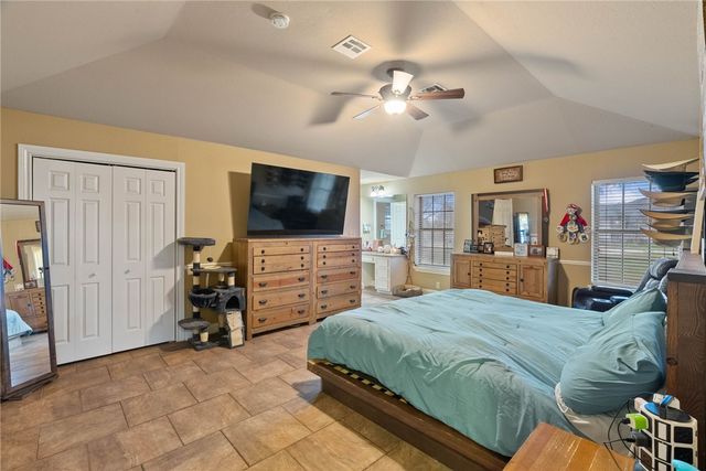 3742 W Barber, Robstown, TX 78380