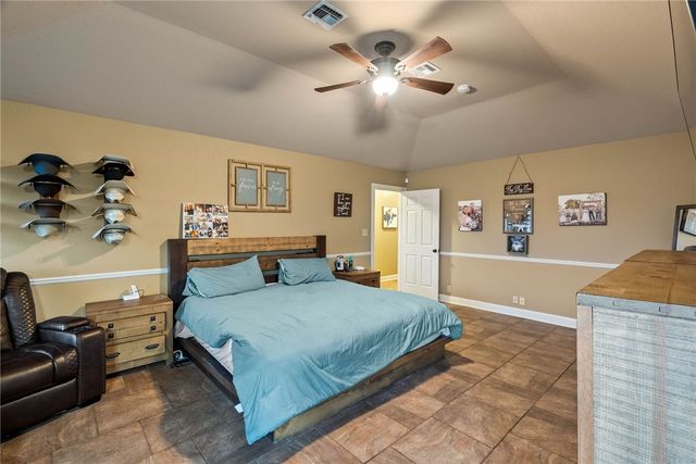 3742 W Barber, Robstown, TX 78380