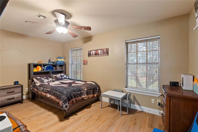 3742 W Barber, Robstown, TX 78380