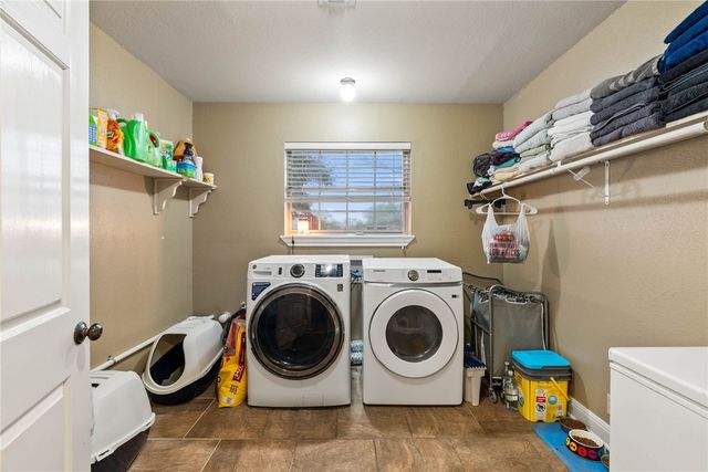 3742 W Barber, Robstown, TX 78380