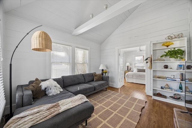 601 W 17th Street, Houston, TX 77008