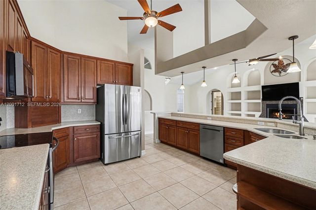 4214 Gulfstream Parkway, Cape Coral, FL 33993