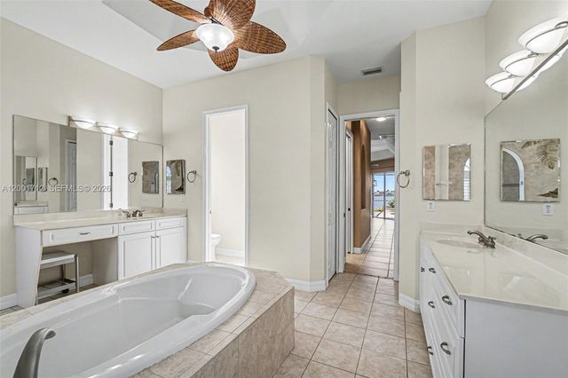 4214 Gulfstream Parkway, Cape Coral, FL 33993