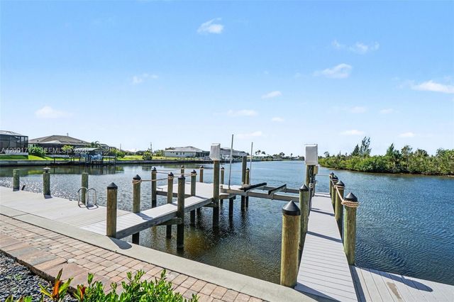 4214 Gulfstream Parkway, Cape Coral, FL 33993