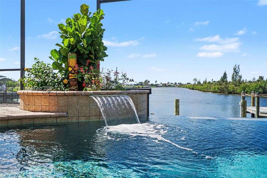 4214 Gulfstream Parkway, Cape Coral, FL 33993