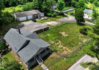 622 Route 163, Montville, CT 06370