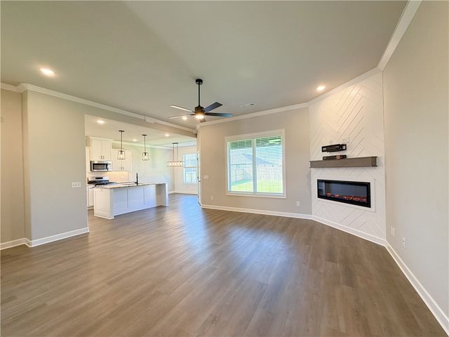 1808 Edwards Street, Pea Ridge, AR 72751