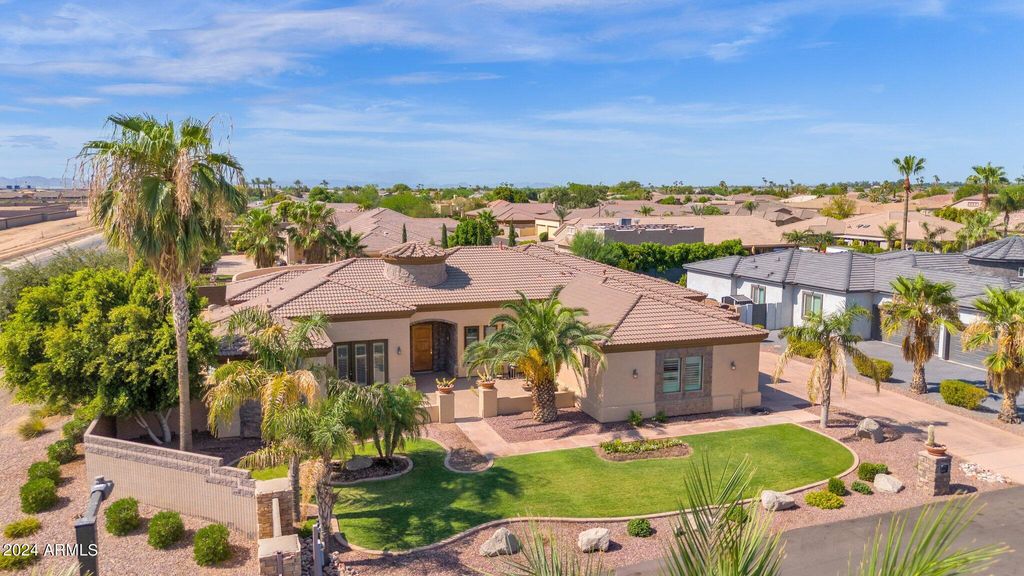 17903 W SOLANO Drive, Litchfield Park, AZ 85340 — photo 4