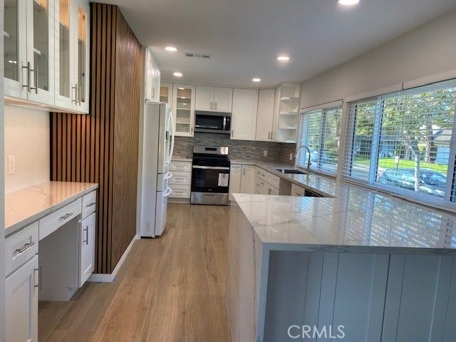 1 Cherry S, Irvine, CA 92612