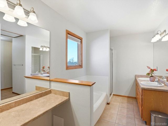 7947 S Dover St, Littleton, CO 80128