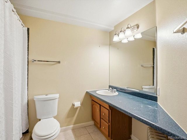 7947 S Dover St, Littleton, CO 80128