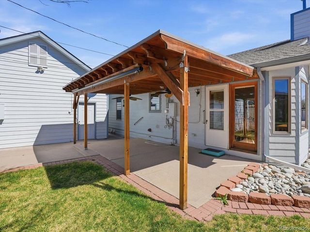 7947 S Dover St, Littleton, CO 80128