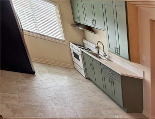2642 E Adams, Carson, CA 90810