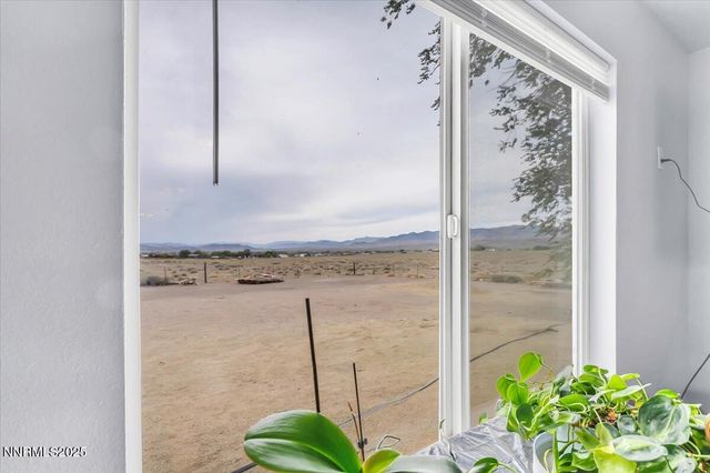 4895 Cheyenne Trail, Stagecoach, NV 89429