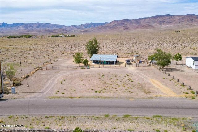 4895 Cheyenne Trail, Stagecoach, NV 89429