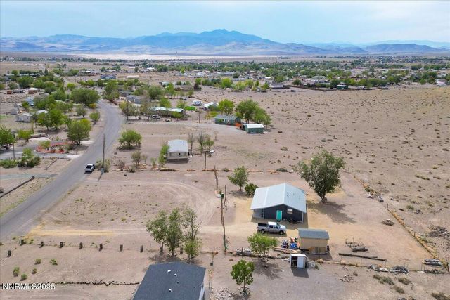 4895 Cheyenne Trail, Stagecoach, NV 89429