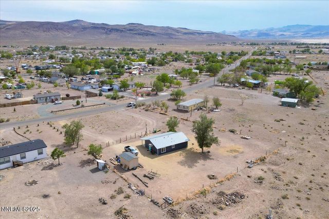 4895 Cheyenne Trail, Stagecoach, NV 89429