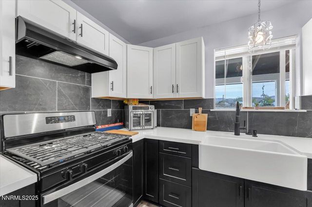 4895 Cheyenne Trail, Stagecoach, NV 89429