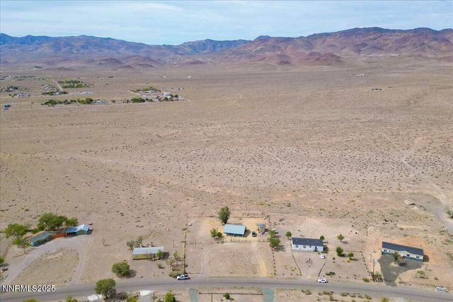 4895 Cheyenne Trail, Stagecoach, NV 89429
