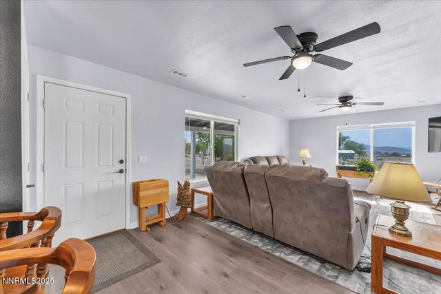 4895 Cheyenne Trail, Stagecoach, NV 89429