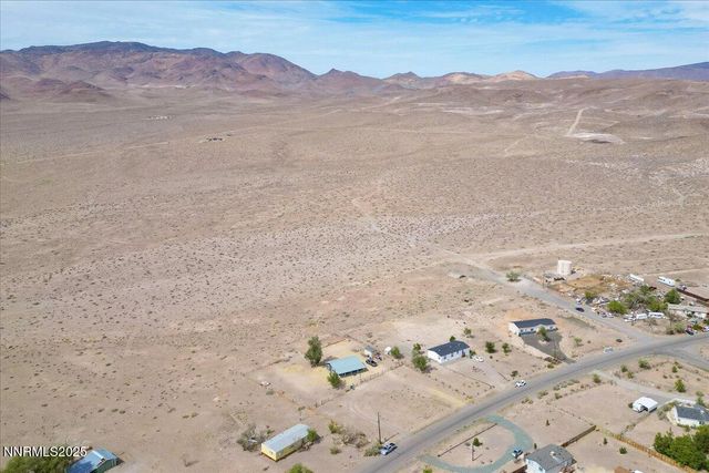 4895 Cheyenne Trail, Stagecoach, NV 89429