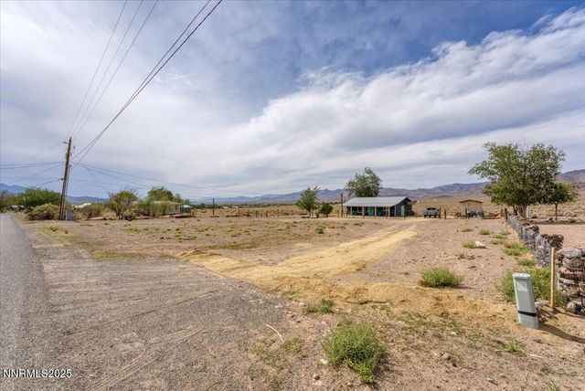 4895 Cheyenne Trail, Stagecoach, NV 89429
