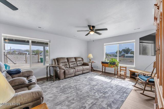 4895 Cheyenne Trail, Stagecoach, NV 89429