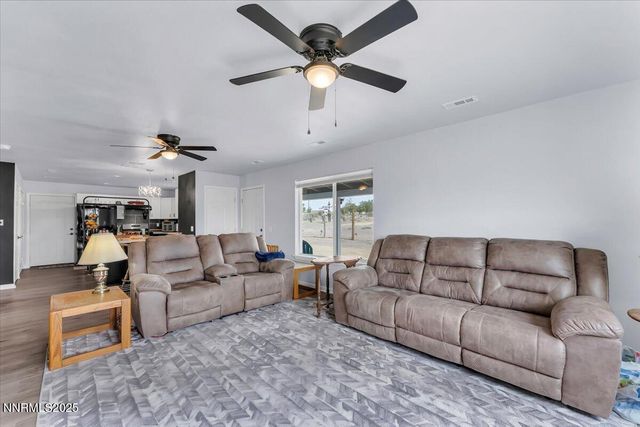 4895 Cheyenne Trail, Stagecoach, NV 89429