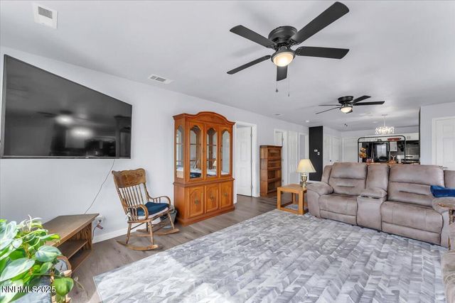 4895 Cheyenne Trail, Stagecoach, NV 89429