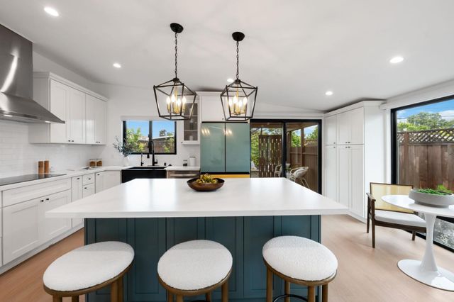 1736 Hamlet Street, San Mateo, CA 94403