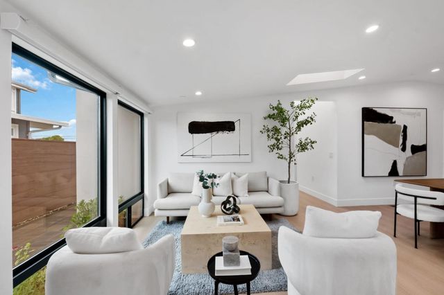 1736 Hamlet Street, San Mateo, CA 94403