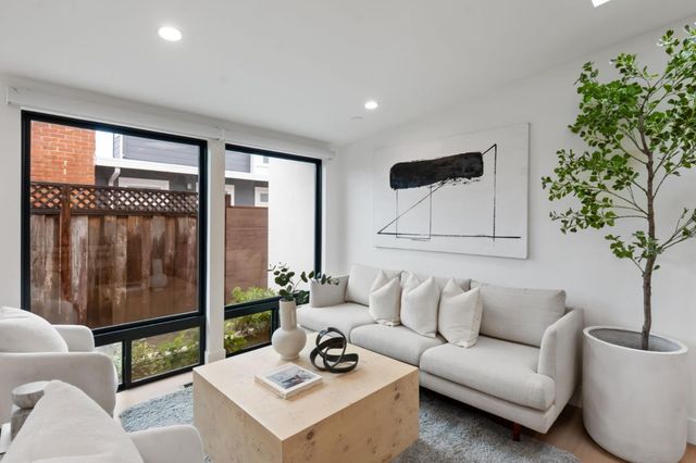 1736 Hamlet Street, San Mateo, CA 94403