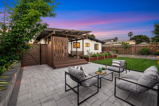 1736 Hamlet Street, San Mateo, CA 94403