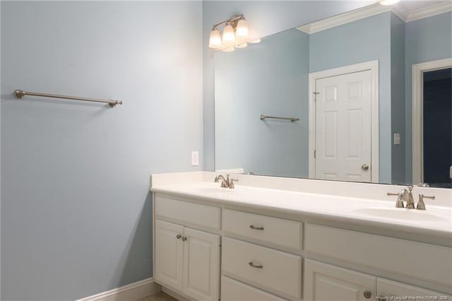 320 Glenburney Drive 104, Fayetteville, NC 28303