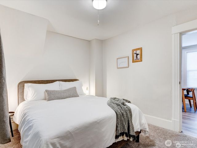 1626 39th Avenue E, Seattle, WA 98112