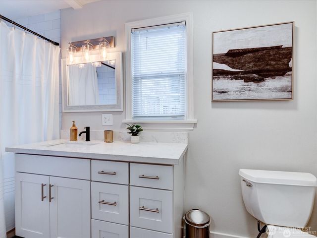 1626 39th Avenue E, Seattle, WA 98112