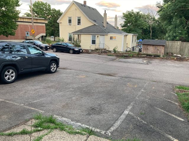 324 Granite St C, Quincy, MA 02169