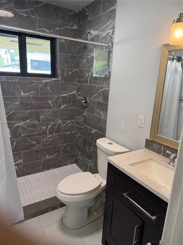 18510 Atlantic Blvd, Sunny Isles Beach, FL 33160