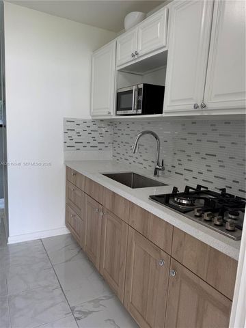 18510 Atlantic Blvd, Sunny Isles Beach, FL 33160