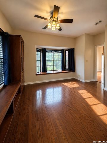 14806 Circle J Trl, Helotes, TX 78023