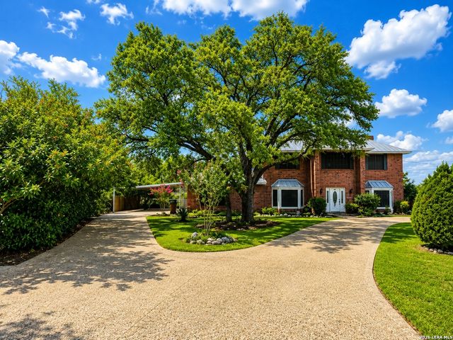 14806 Circle J Trl, Helotes, TX 78023