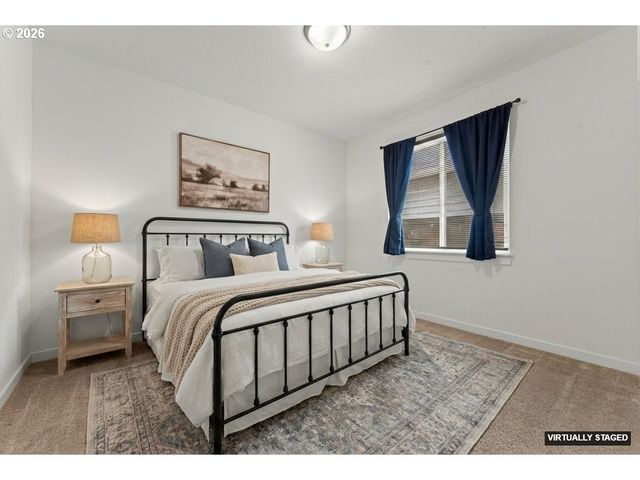 1320 N Broadway St, Estacada, OR 97023