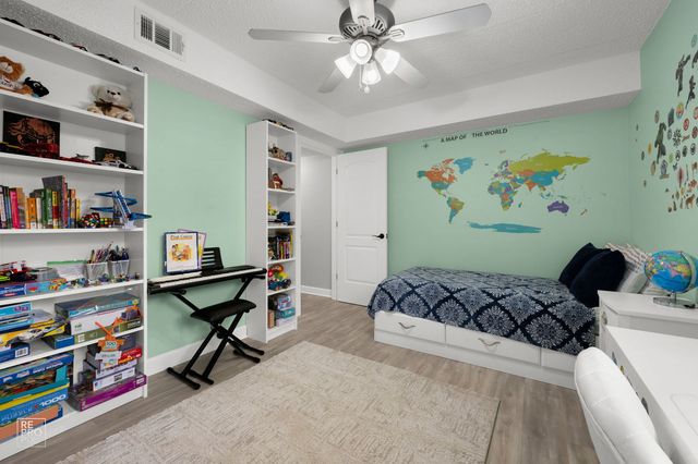 10572 S Palos Place D, Palos Hills, IL 60465