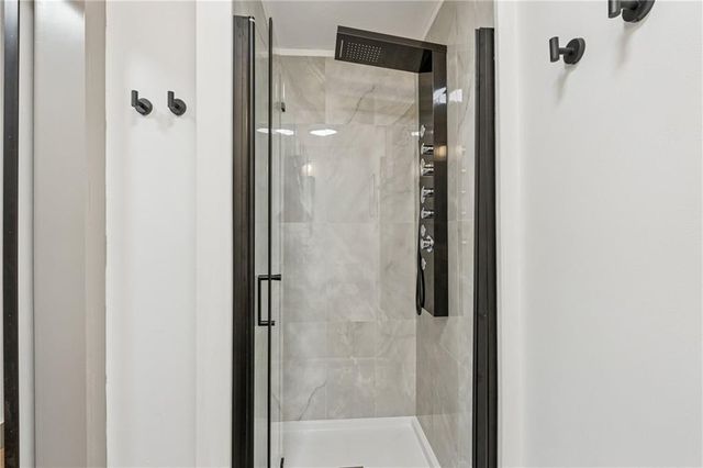 2010 Glenroy SE Drive, Smyrna, GA 30080