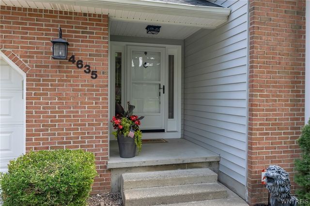 4635 Schurr Road, Clarence, NY 14031
