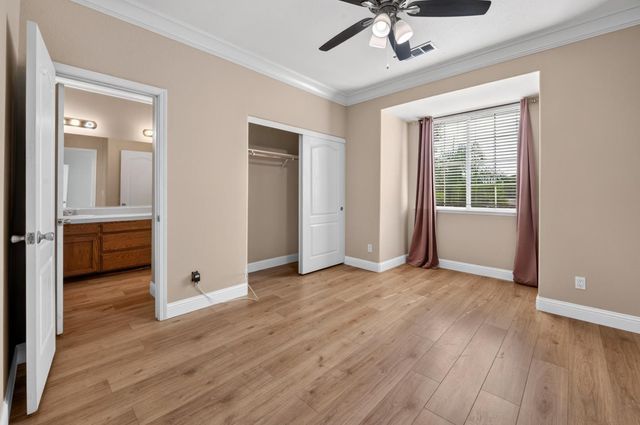 2148 S Purdue Avenue, Fresno, CA 93727