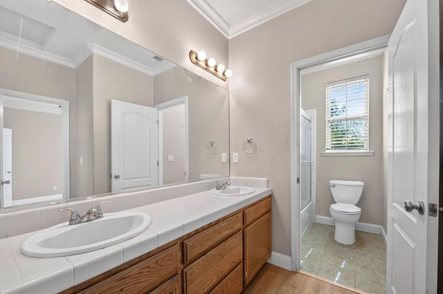2148 S Purdue Avenue, Fresno, CA 93727